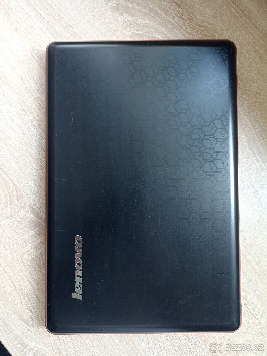 Lenovo IdeaPad Y550 - 7