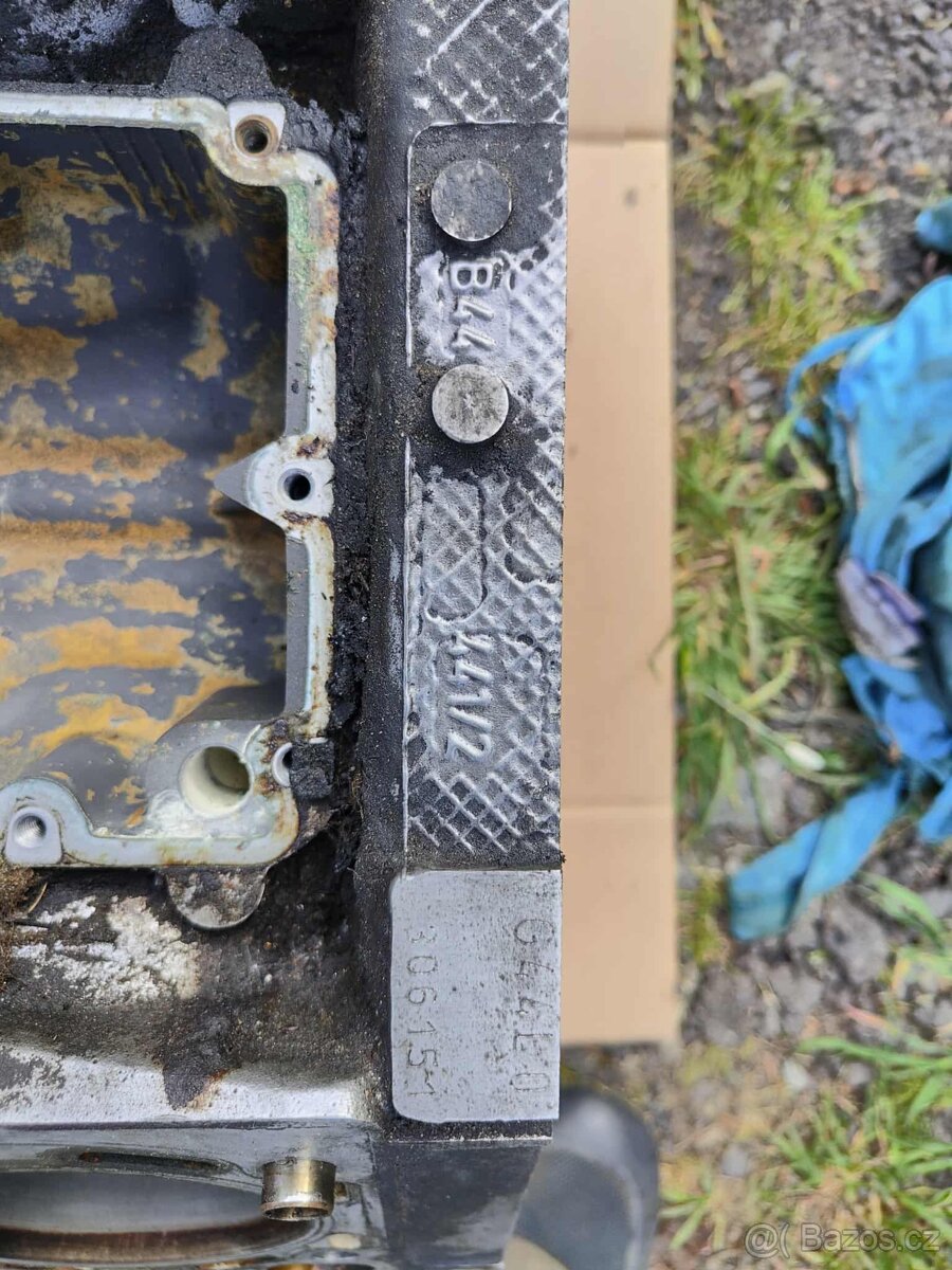 Motor BMW – V8 4.0 l - 7