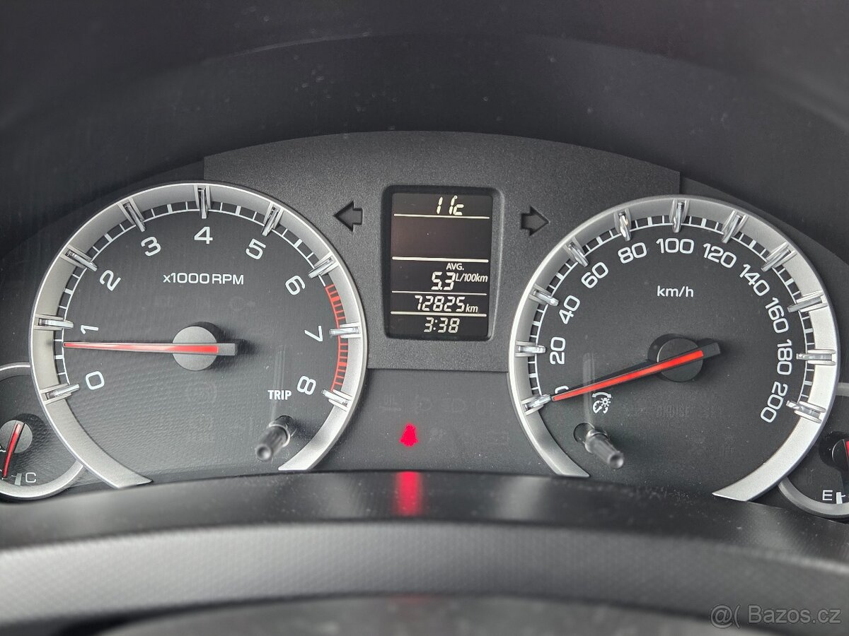 SUZUKI SWIFT 1,2 2015 - 7