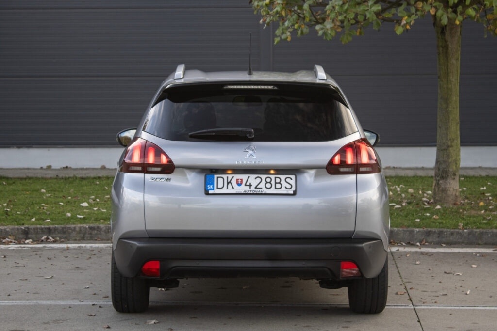Peugeot 2008 1.2 PureTech Style - 7