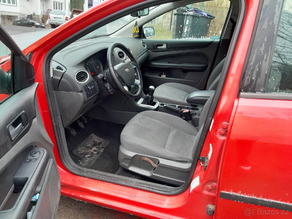 Ford Focus 1.6 TDCi 80kW na díly - 7