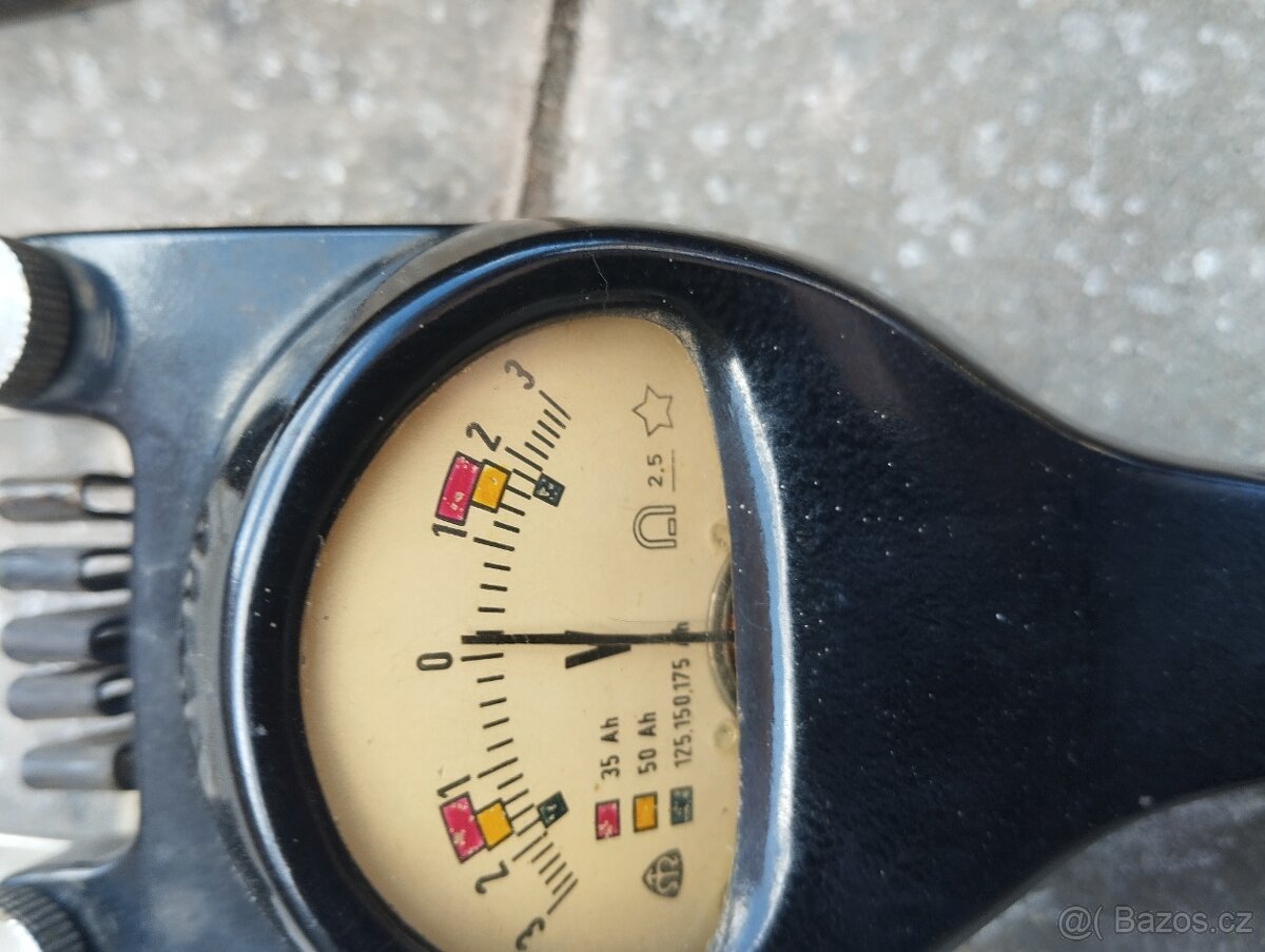Zkoušečka baterií..typ ZB2 - 7