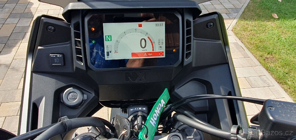 Honda NX 500, 2026 - 7