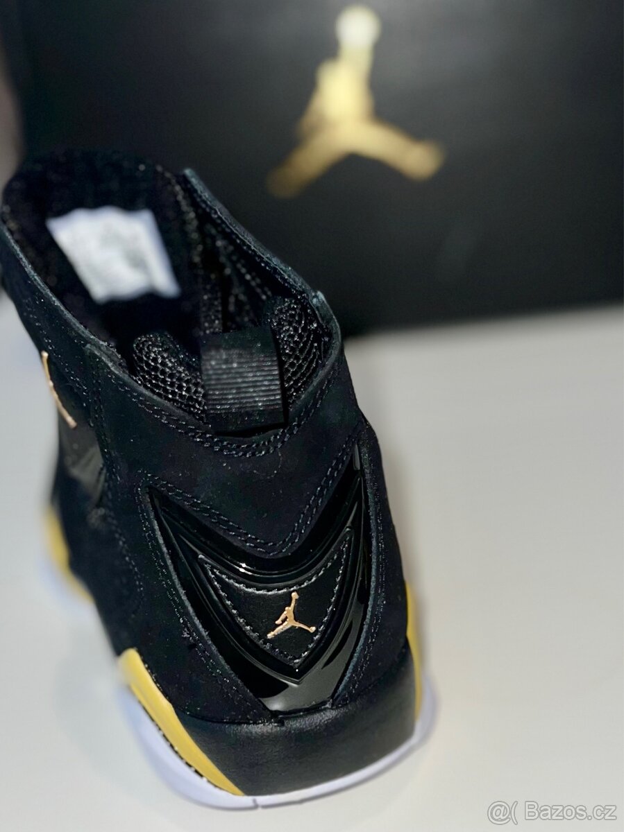 Nike Jordan True Flight černo-zlaté - 7