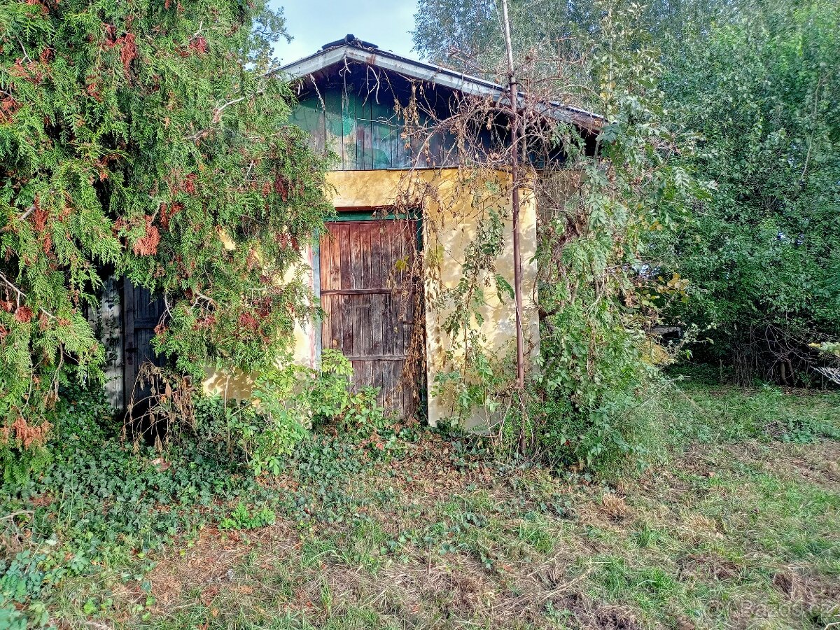 Prodám stavební pozemek - 7