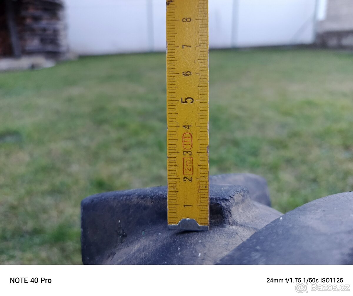 Prodám pneumatiku na Vari - 7