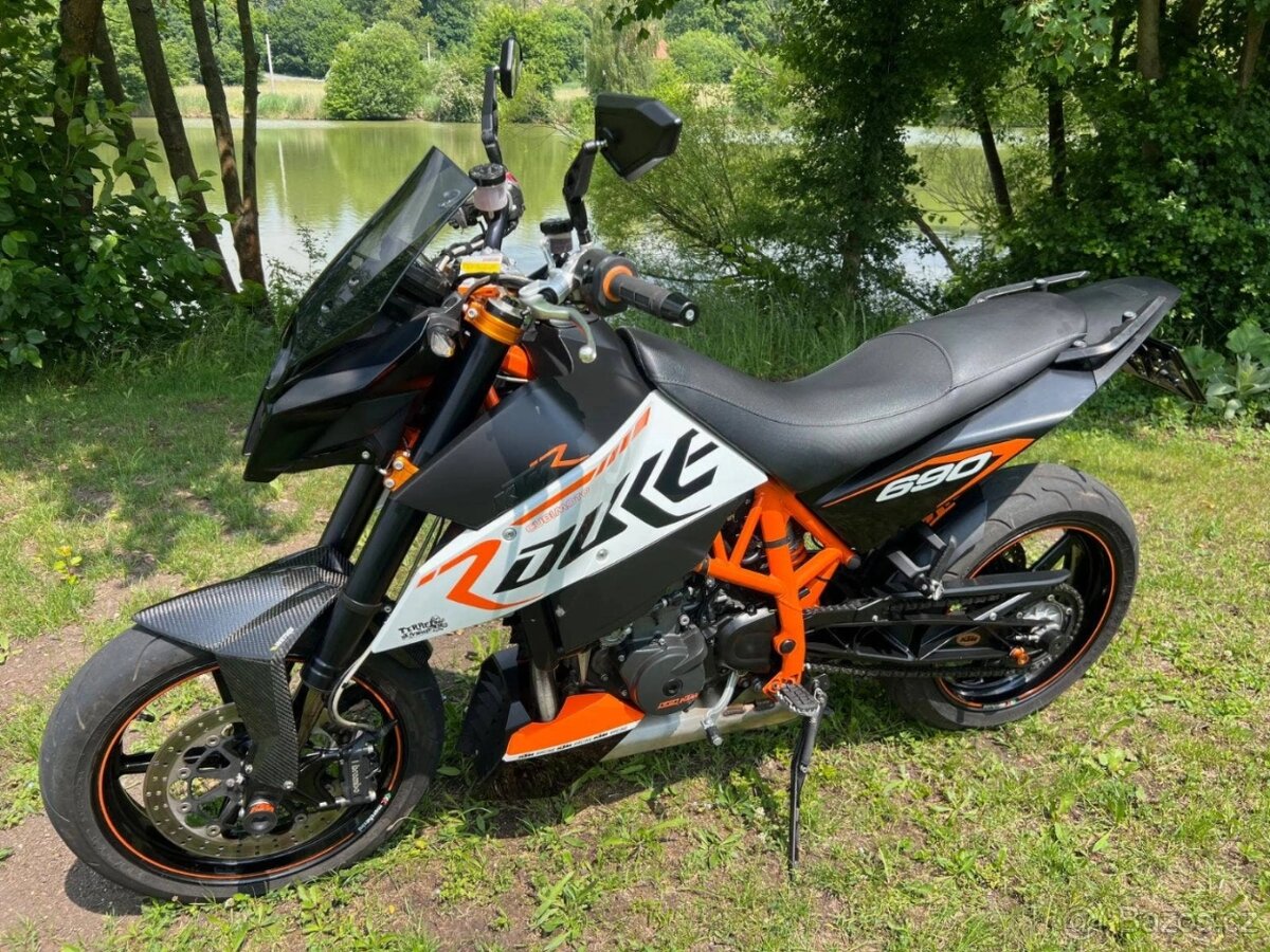 KTM 690 Duke R - 7