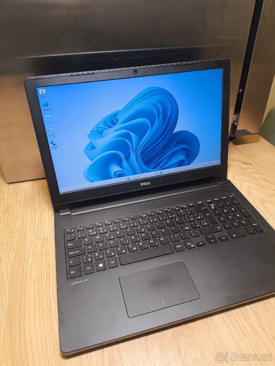 Notebook DELL Latitude 3570, Windows 11 - 7