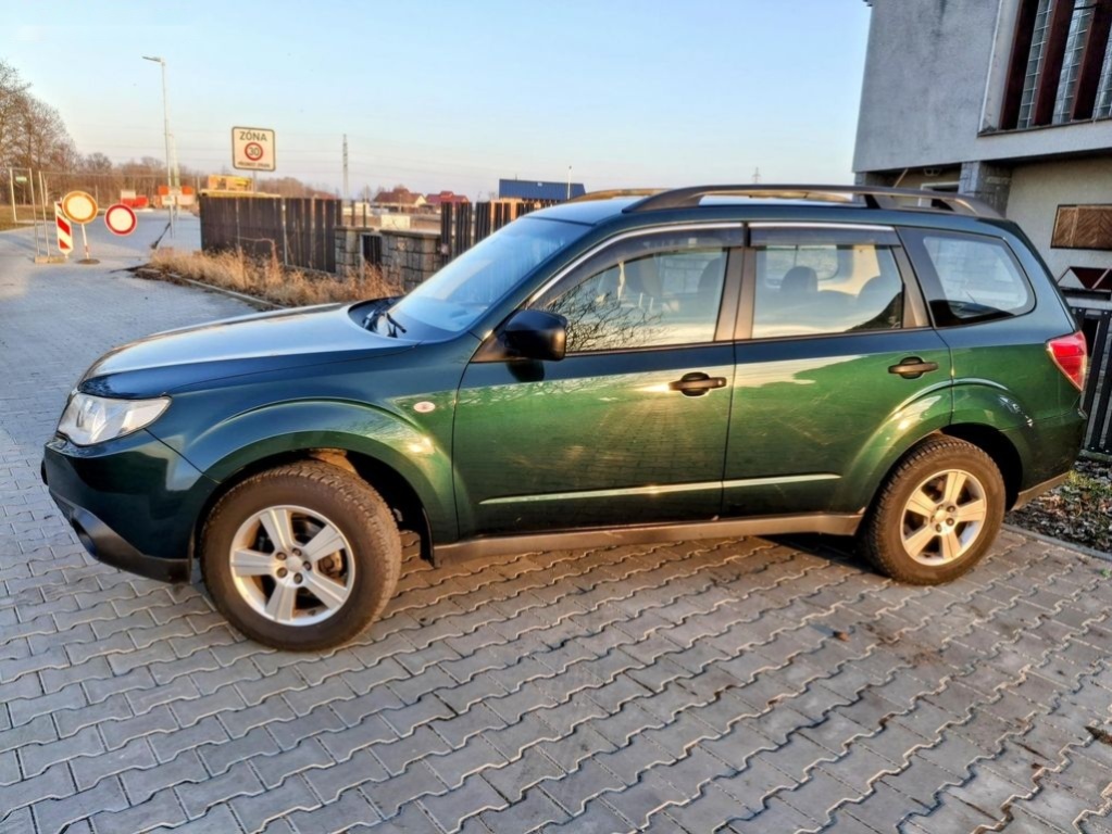 Subaru Forester,2.0 110 kw 4x4 Rezervace - 7