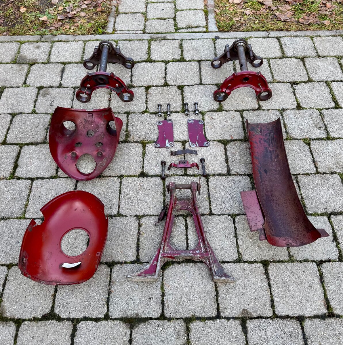 Jawa ČZ 250 350 kyvacka - dily - 7