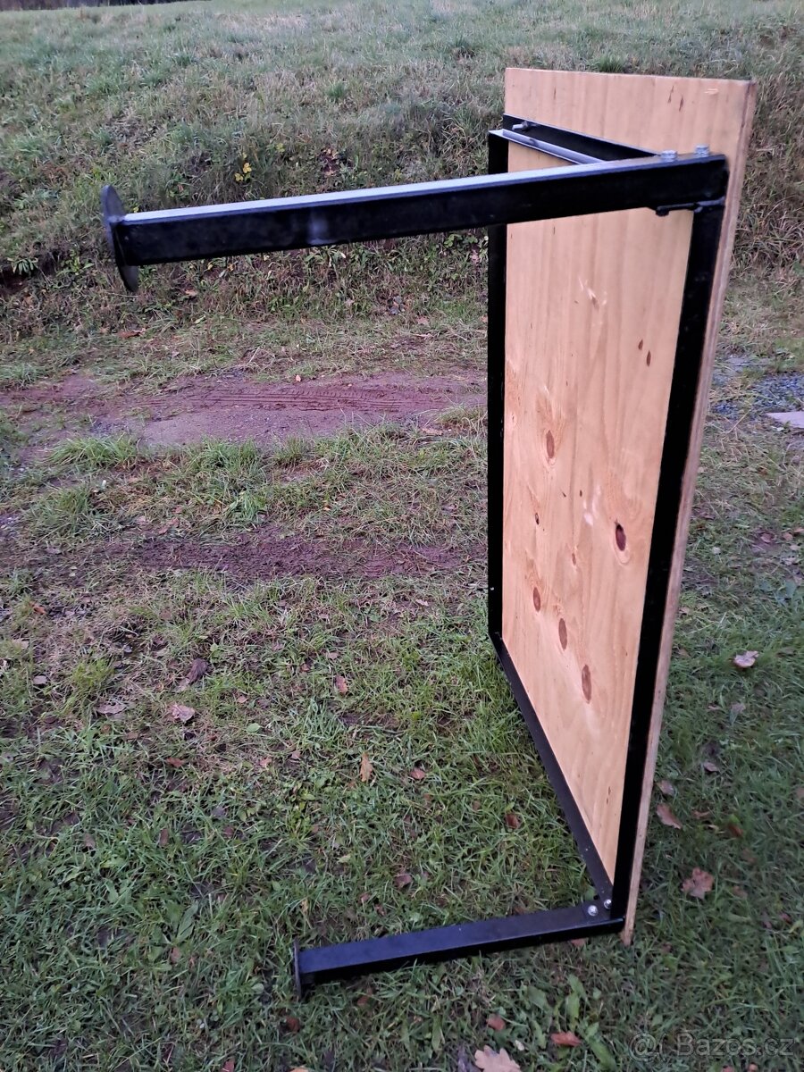 VW T5 long, spaní - 7