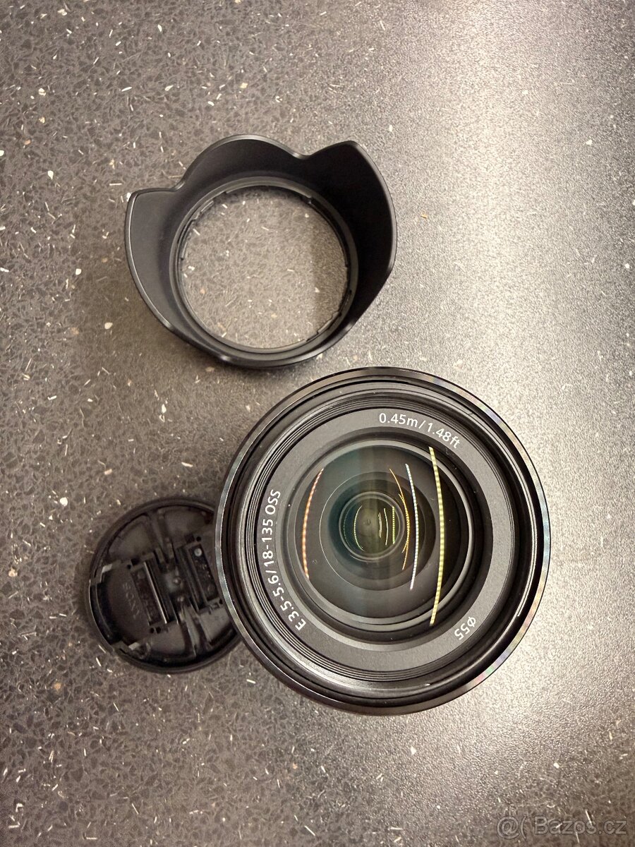 Objektiv Sony E 18-135mm f/3.5-5.6 OSS - 7