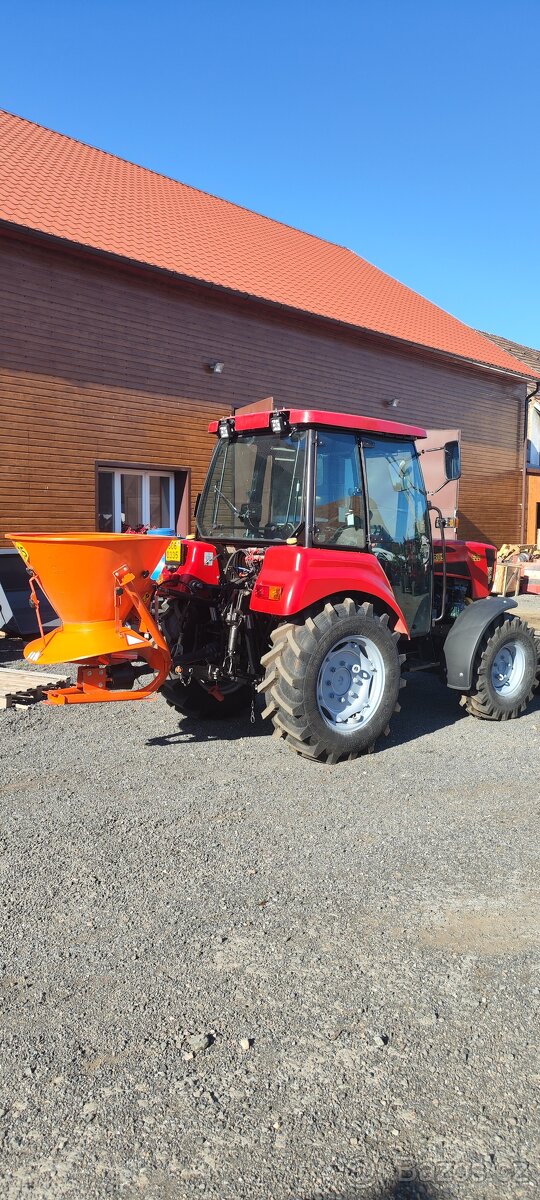 Traktor Belarus 622 - 7