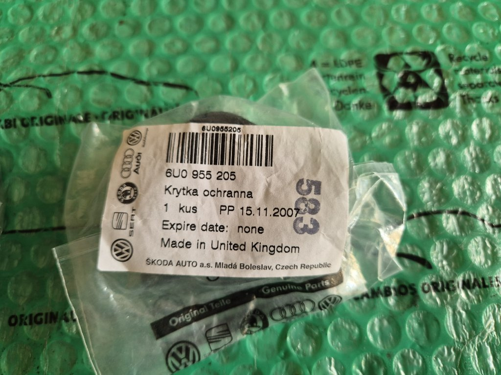 krytka zadního stěrače Škoda Felicia 6U0955205 - 7