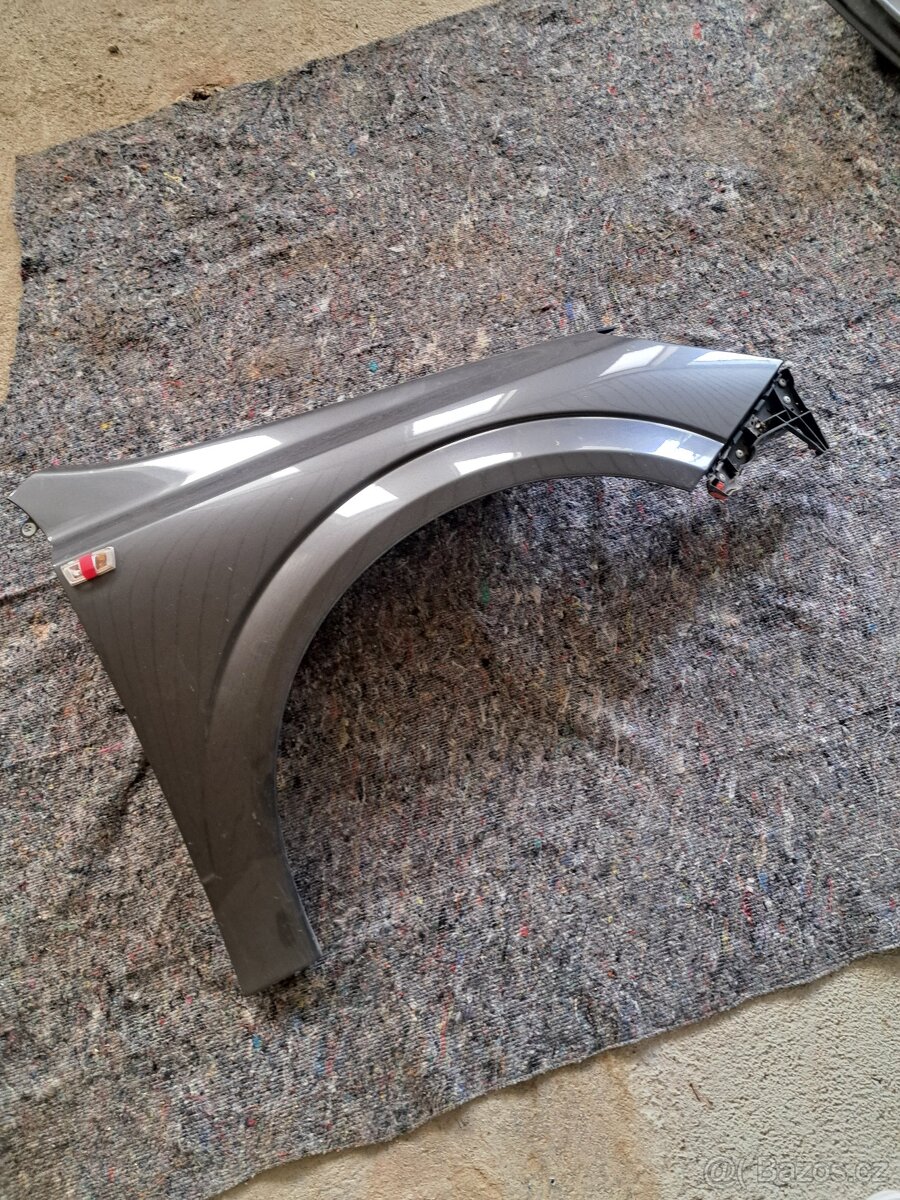 Opel Astra H Caravan šedá 177/GAL díly karoserie - 7