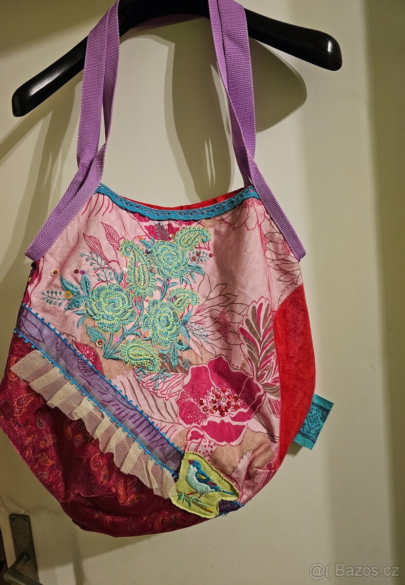 Kabelka WAKE UP HONEY od Karel a Hynek - 7