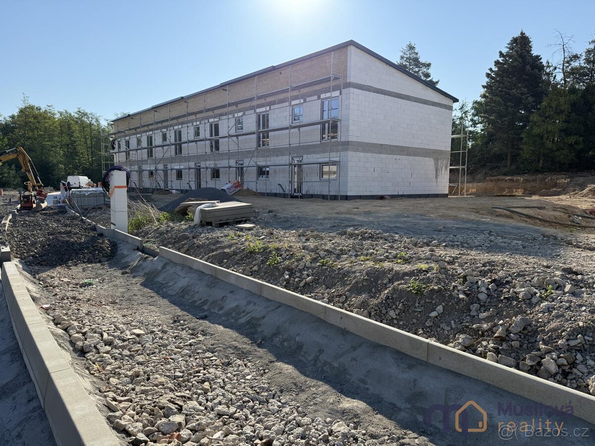 Prodej rodinného domu 91 m2, pozemek 350 m2 - 7