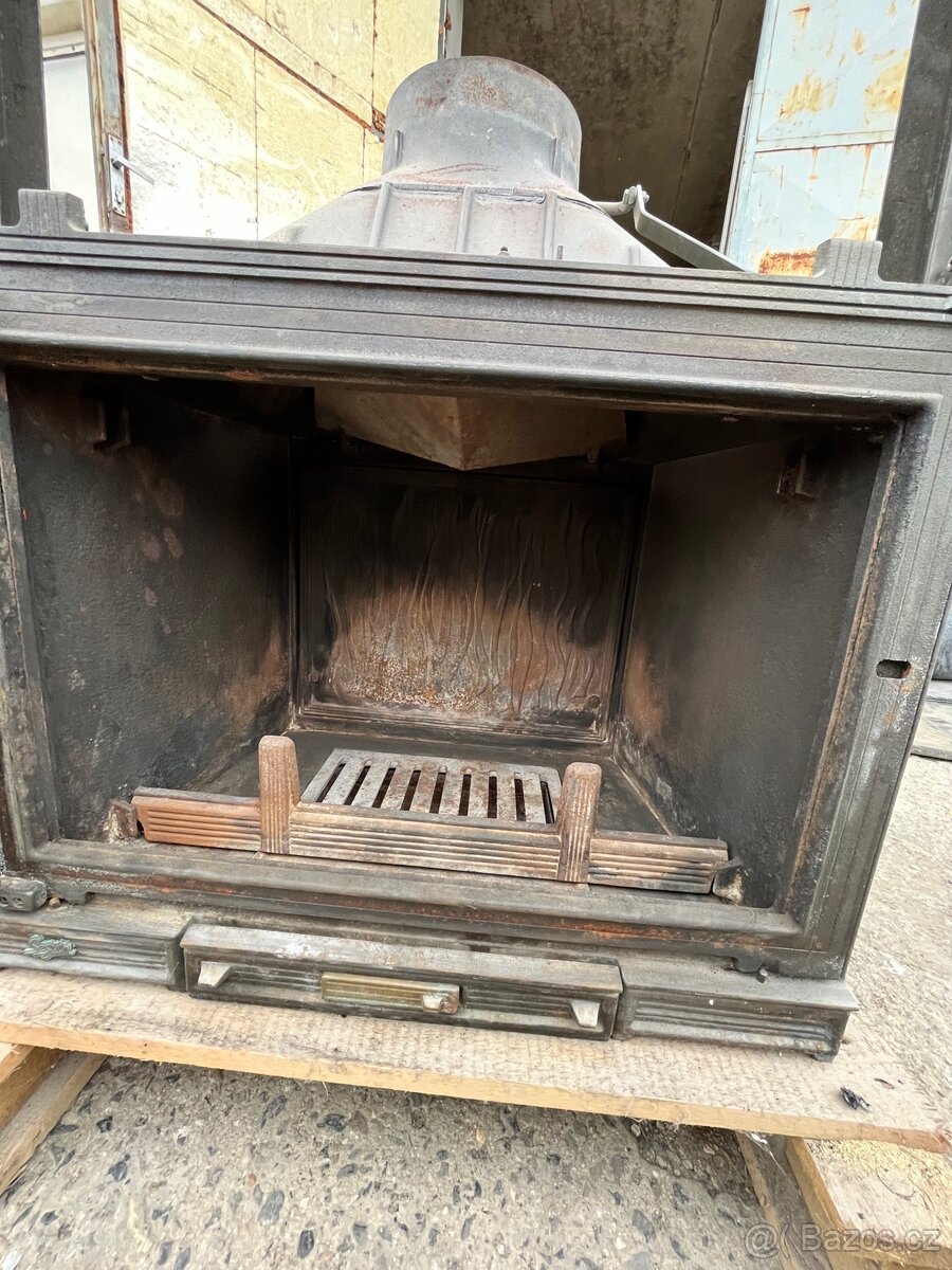 Litinová krbová vložka seguin se zdvihem 12kw - 7