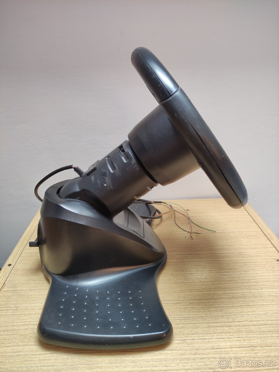 🕹️ Trans Wheel volant – rozbitý, ale třeba ho někdo využije - 7