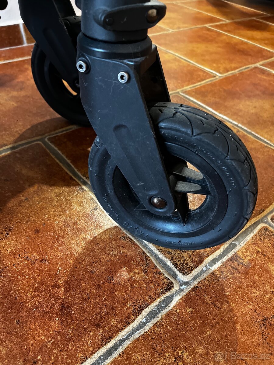 Kočárek Britax - 7