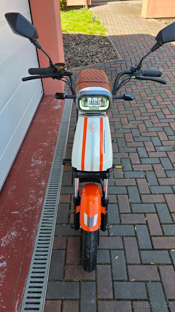 Elektroskútr RACCEWAY® E-BABETA® II - 7