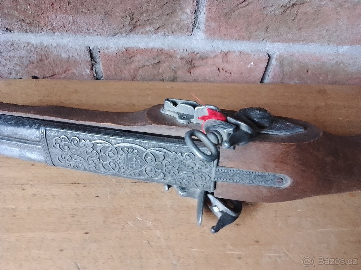 Dekorační zbraň - 7