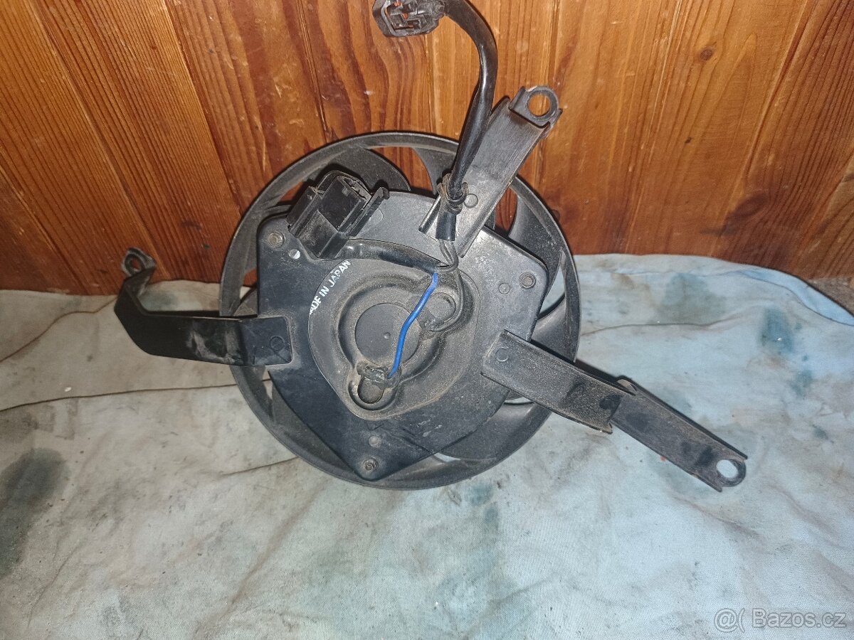 Suzuki GSX-R k4 náhradní díly #2 - 7