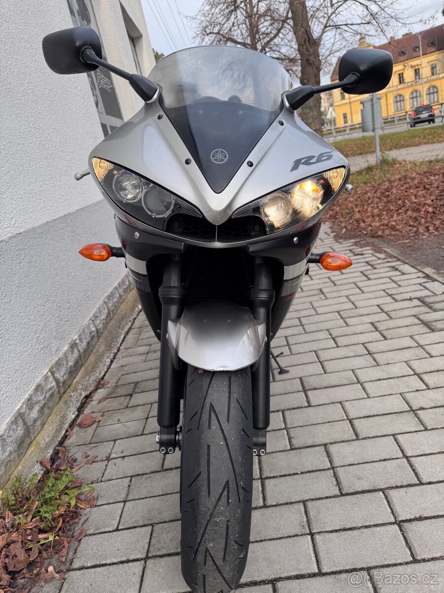 Yamaha YZF R6 - 7