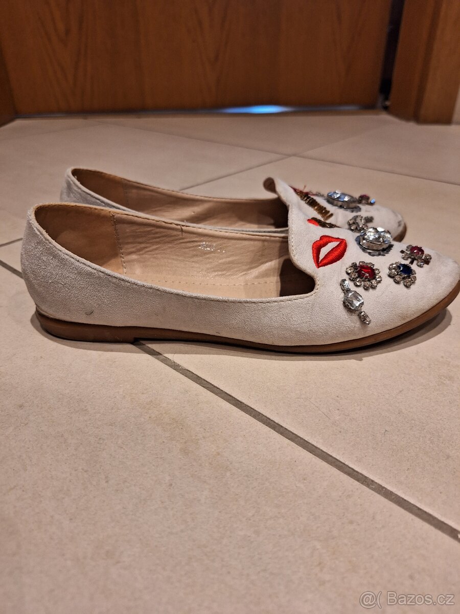 Prodám boty vel. 39 - 7