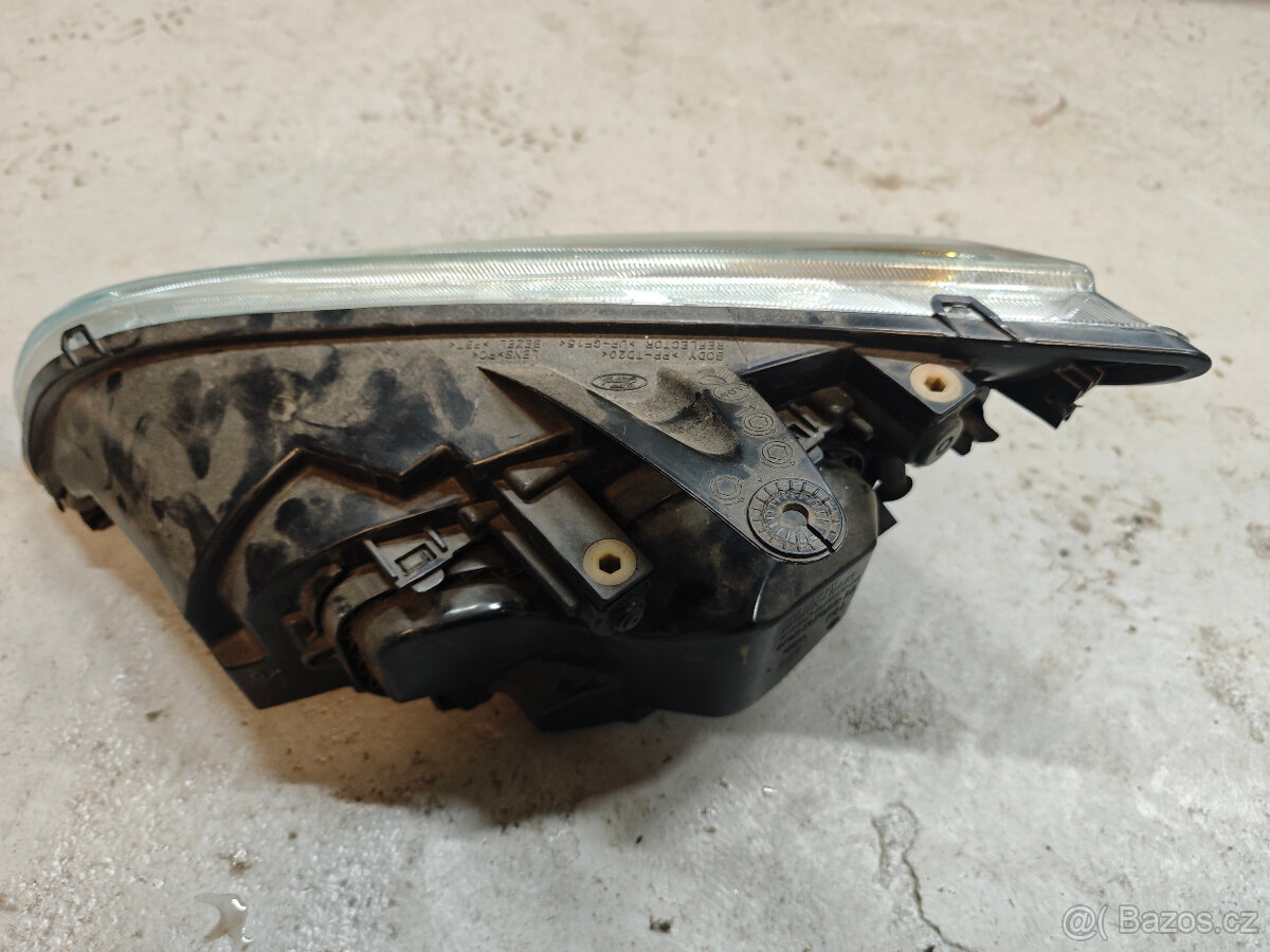 Přední světla Ford Focus MK2 originální - 7