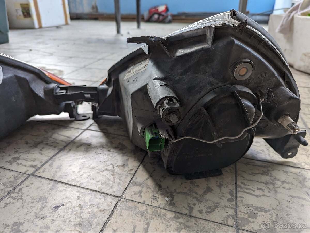 Přední světla Ford ka - 7