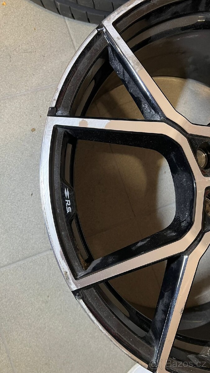 Renault FUJI 19" - 7