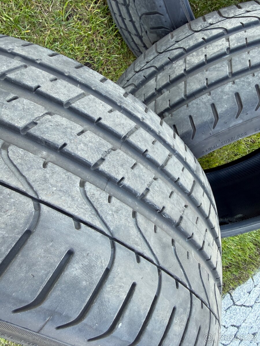 Oneu Pirelli P Zero 225/35/R19 - 7