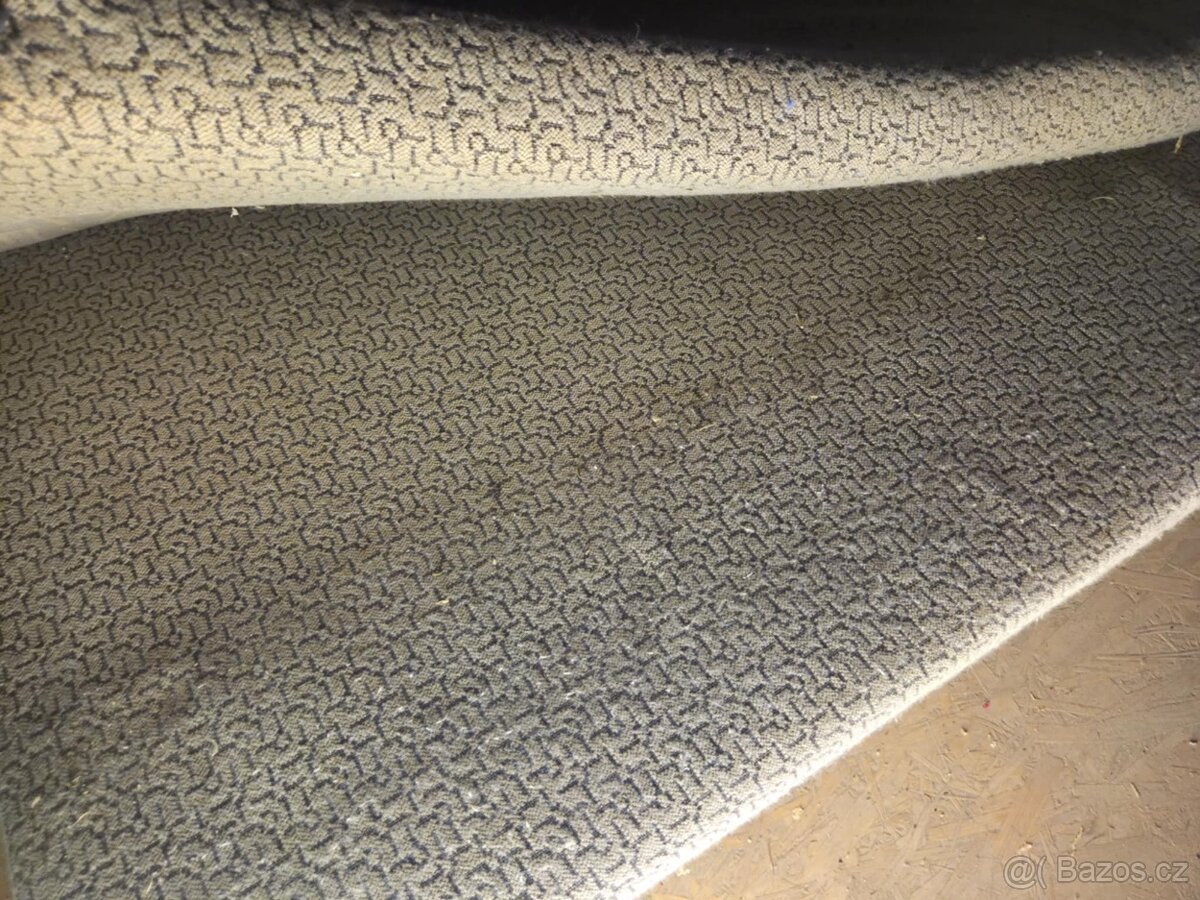 gauč - sedačka (vhodné k renovaci) - 7