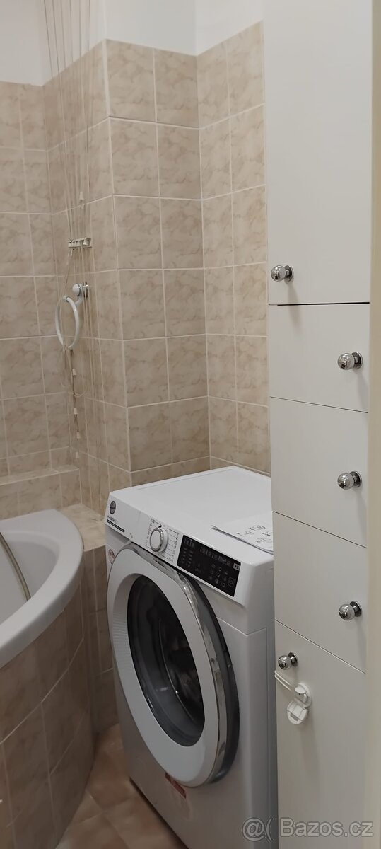 Pronájem bytu 2+1 Větrná, Zlín - 7