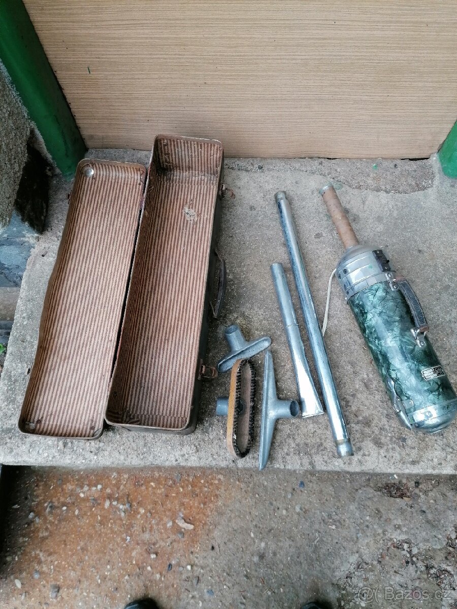 Starý Lux, Vysavač, lux. - 7