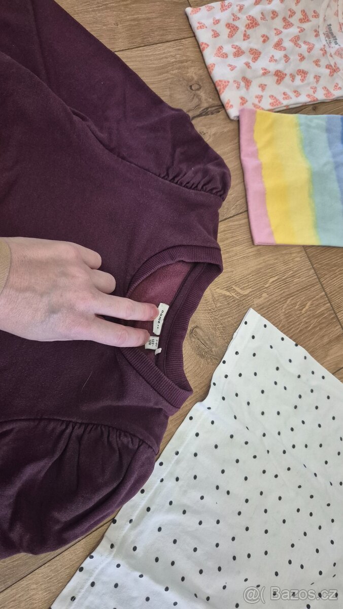 Balík oblečení pro holčičku velikost 122-128 - 7