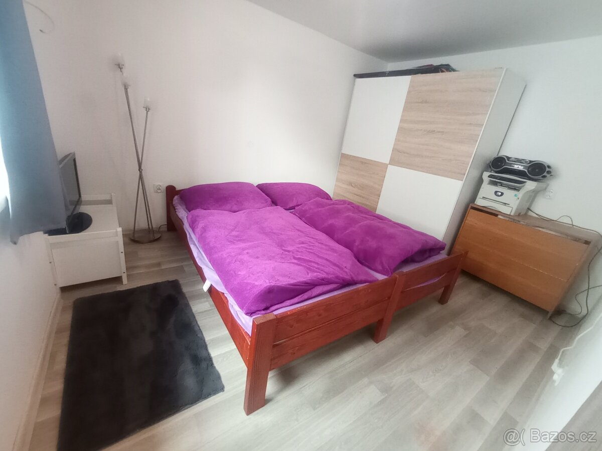 Pronajmu přízemí RD, být 3kk se zahradou a terasou - 7