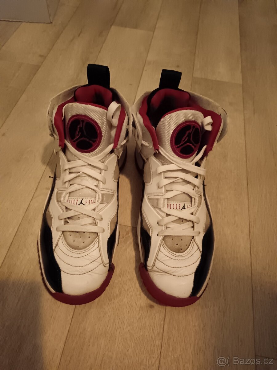Boty JORDAN jako nové - 7