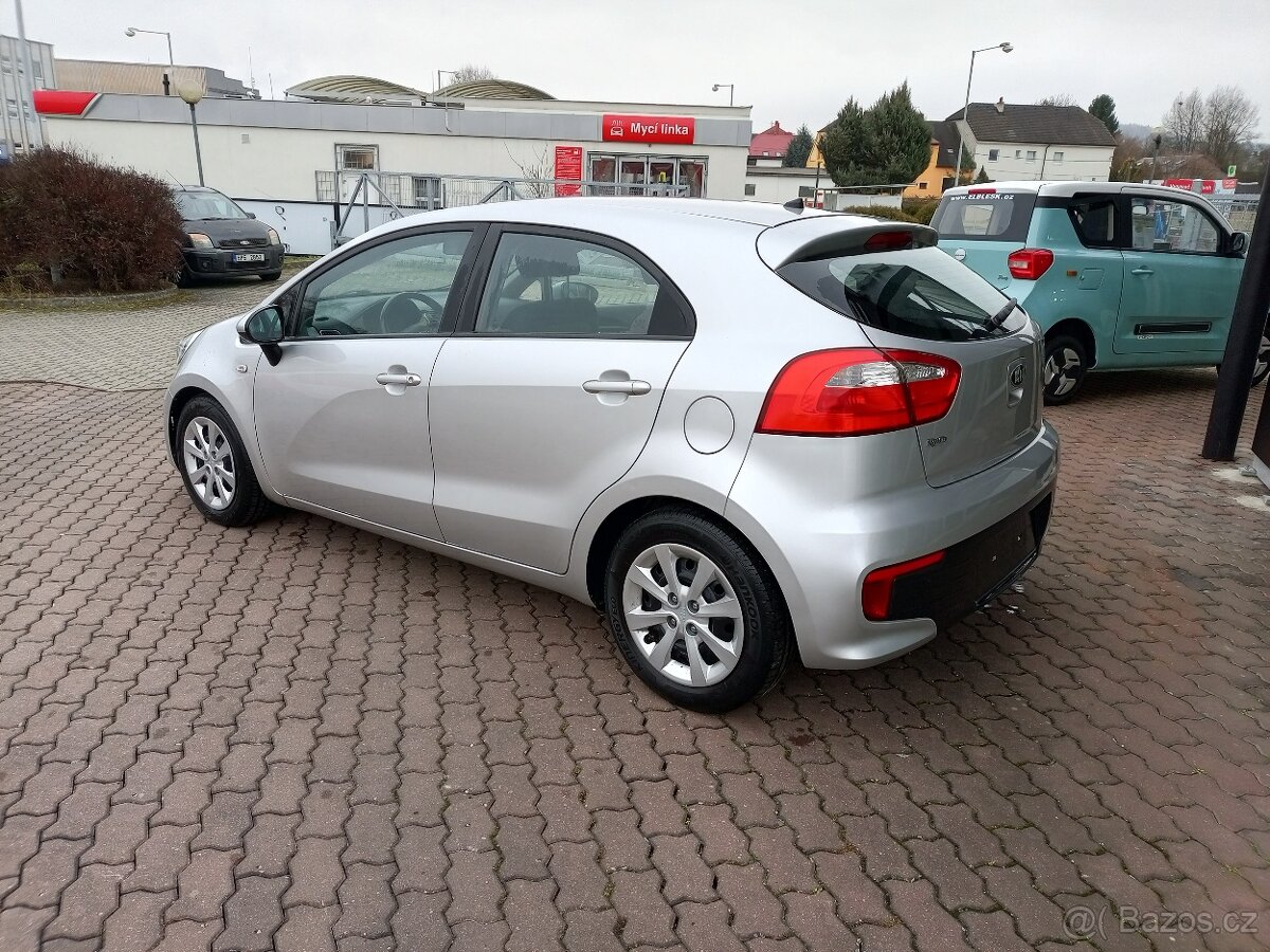 Kia Rio 1.2 Sensation - r.v. 2017 - servisované - Záruka - 7