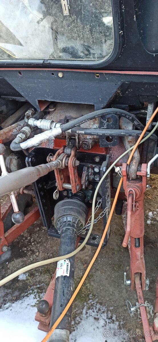 Zetor 7245 s nakladačem - 7