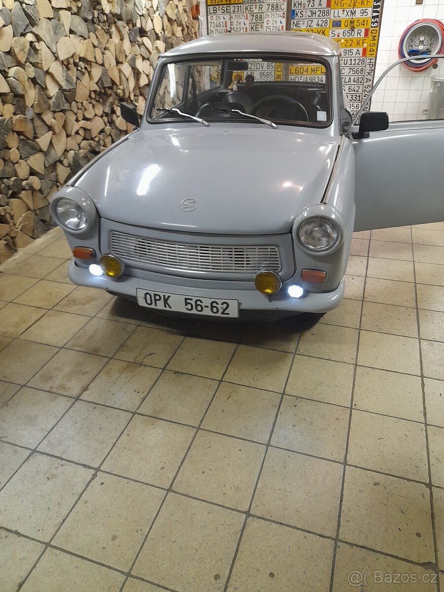 TRABANT MOTOR - 7