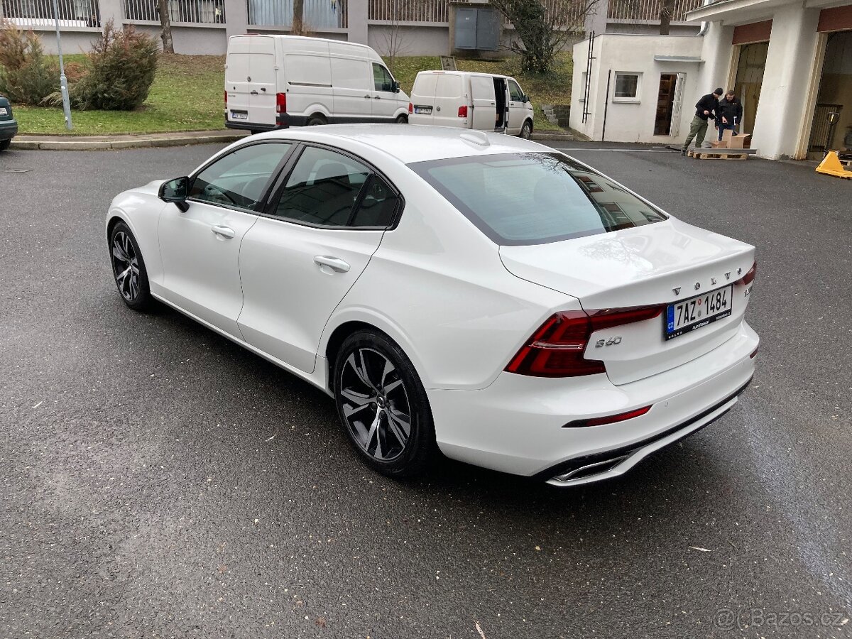 Volvo S60 2.0i T5 184kW AWD R-Design DPH 1maj - 7