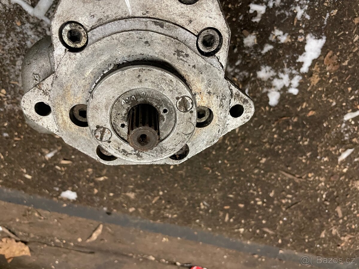 Hydraulické čerpadlo Zetor - 7