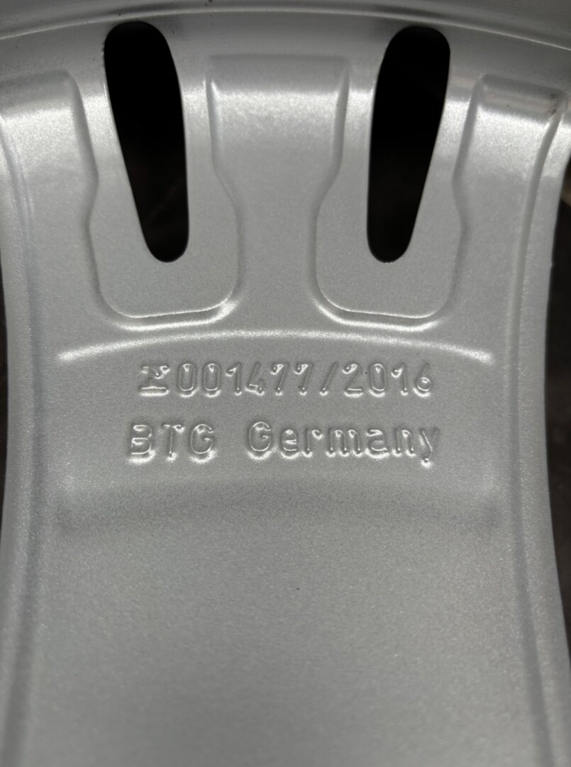 Zimní sada Audi Q8 285/45R21 113V DOT24 - 7