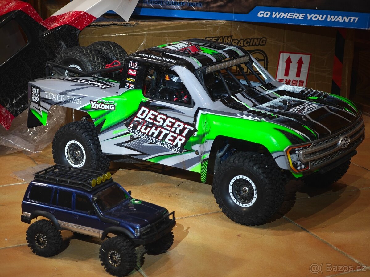TRAXXAS UDR 1/7 SCALE RC - 7