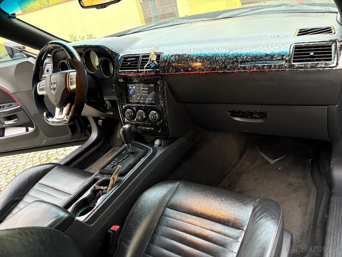 Dodge Challenger vyměním - 7