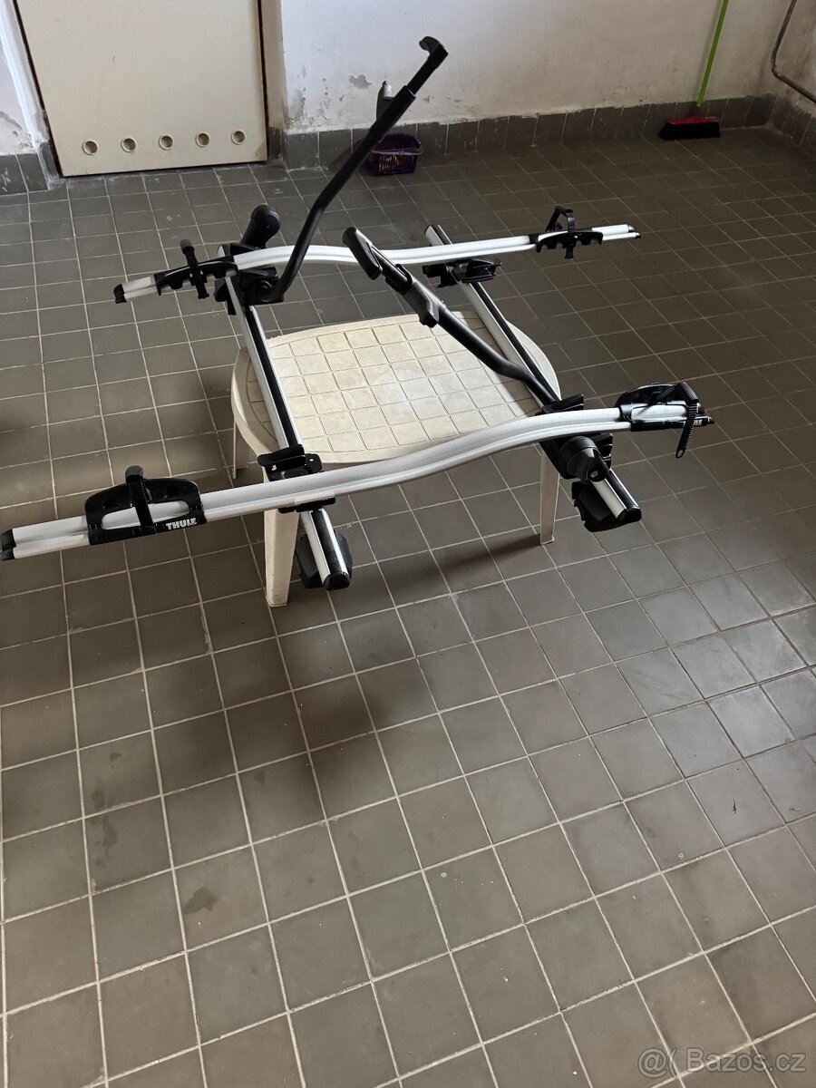 Střešní nosič na kola Thule - Škoda Octavia combi 3 - 7