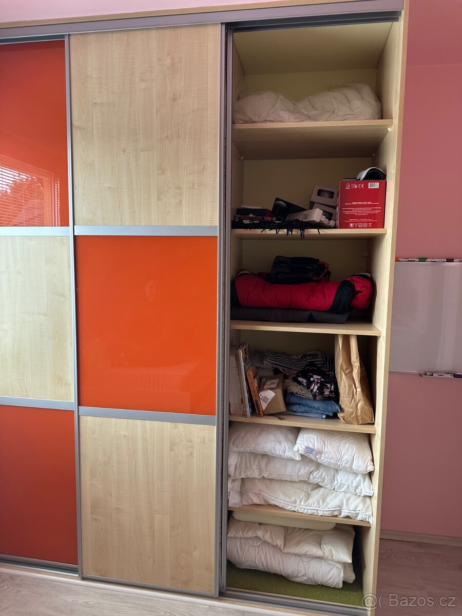 VESTAVĚNÁ SKŘÍŇ -DO DĚTSKÉHO POKOJÍKU - 7