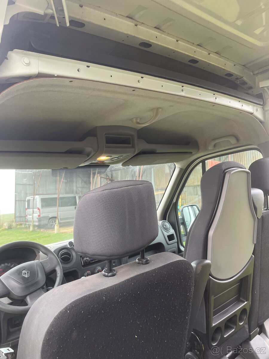 Renault Master 6 míst - 7
